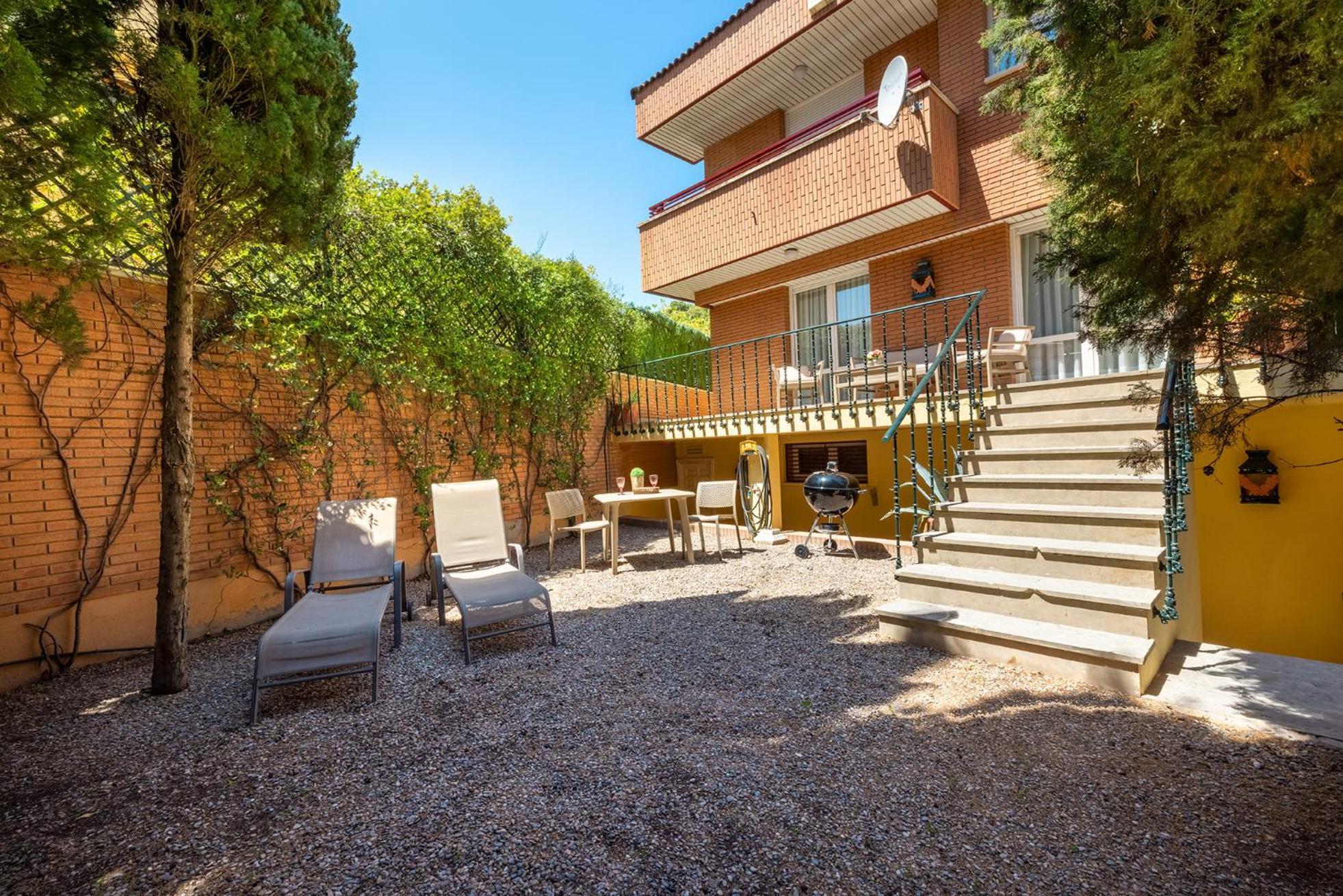 トゥデラ Casa Con Piscina En El Centroヴィラ エクステリア 写真