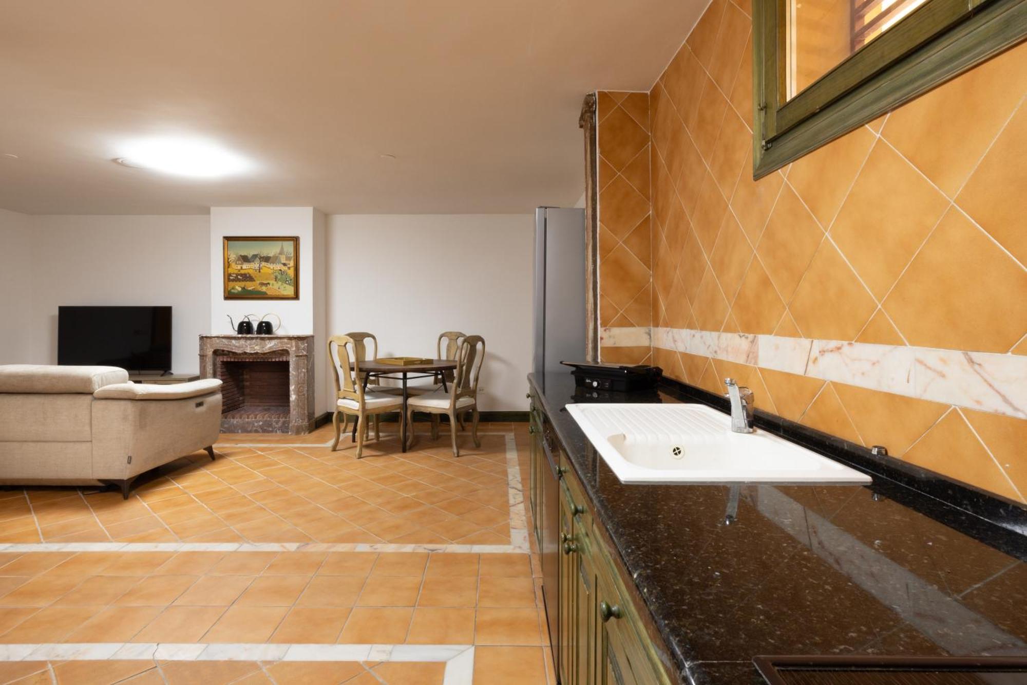 トゥデラ Casa Con Piscina En El Centroヴィラ エクステリア 写真